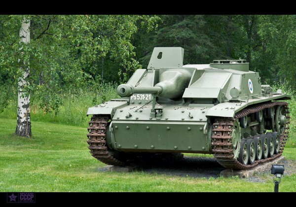        ,     StuG             .     ,     ,      .       (, Stug III Ausf C,  75.  StuK 40 L/48    Saukopf,   Altdamm'  1945   Stug III Ausf E,  75.  StuK 40,      1945 ).